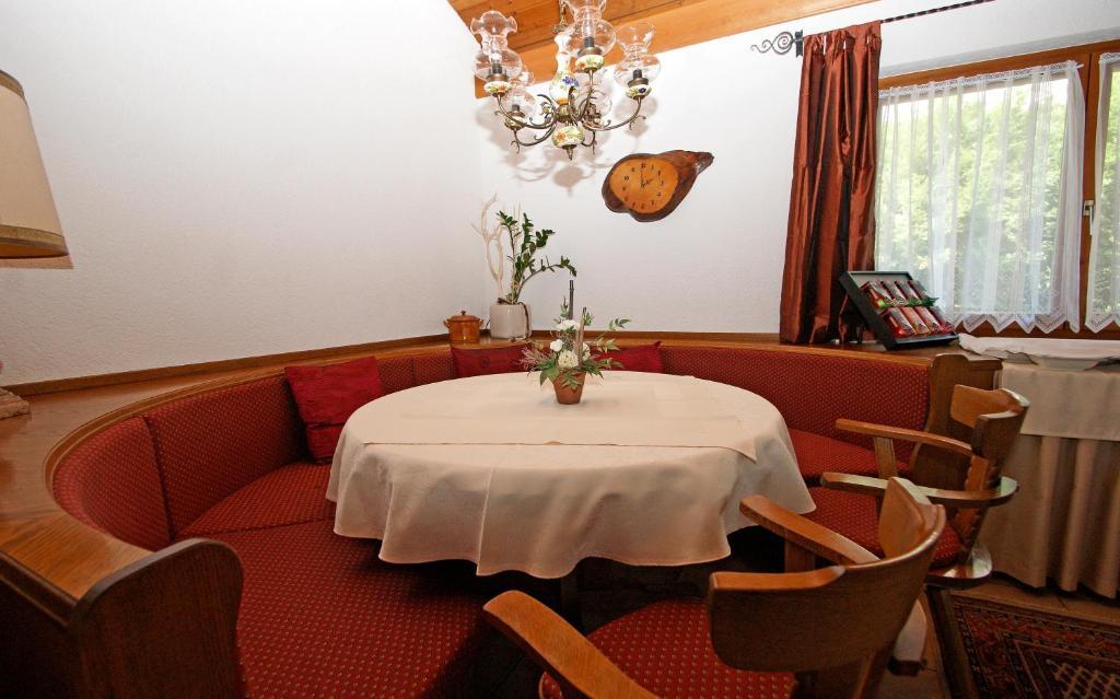 Hotel Alpenblick Шрунс Экстерьер фото